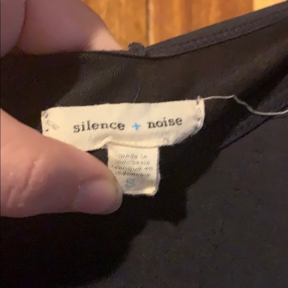 Silence and Noise Deep V Long Sleeve Shirt - Picture 3 of 6